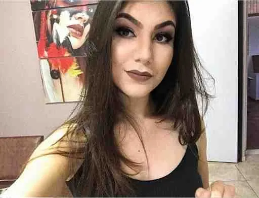 Inès, 31 ans