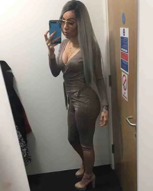 Julie, 24 ans
