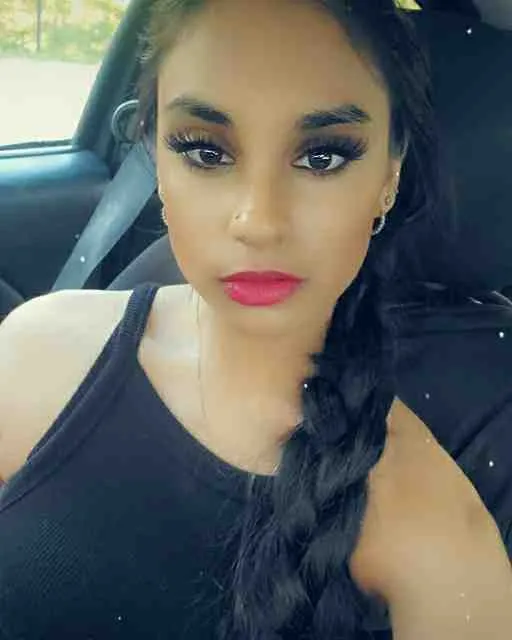 Clara, 34 ans