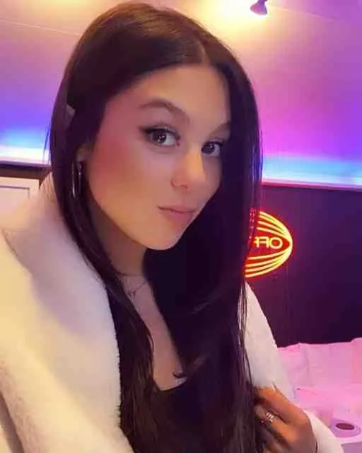 Cassandra, 25 ans