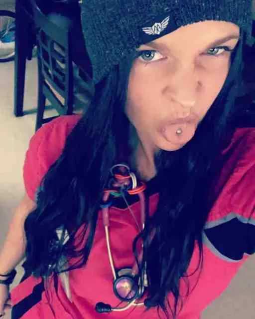 Inès, 38 ans