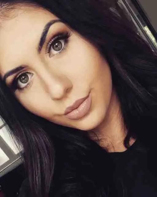 Chloé, 27 ans