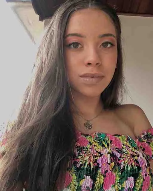 Julie, 44 ans