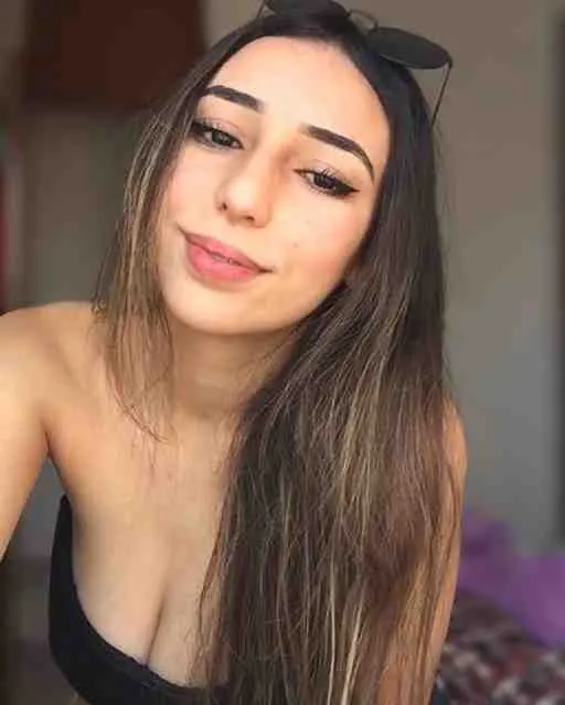 Inès, 36 ans