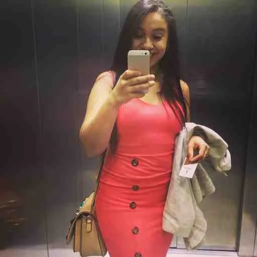 Julie, 34 ans