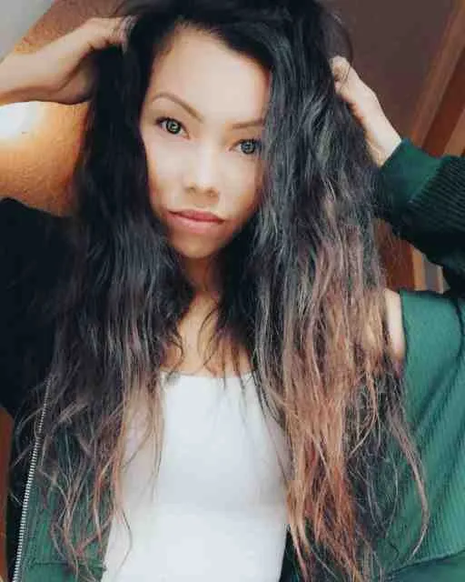 Inès, 26 ans
