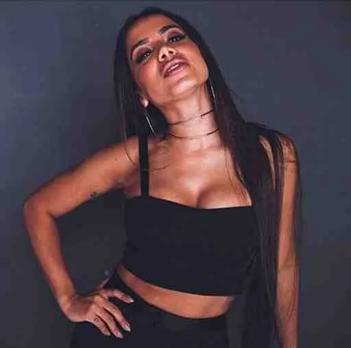 Clara, 27 ans