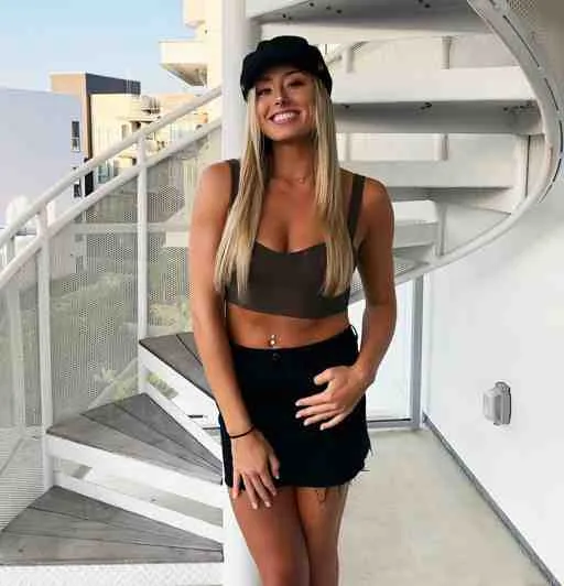 Céline, 23 ans