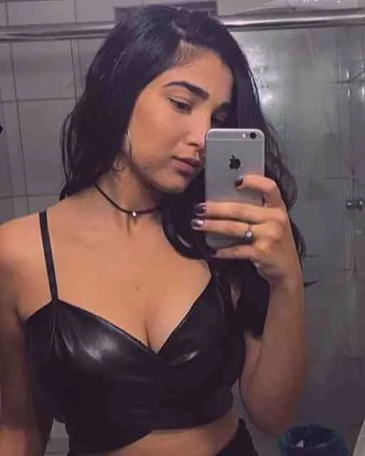 Cassandra, 32 ans